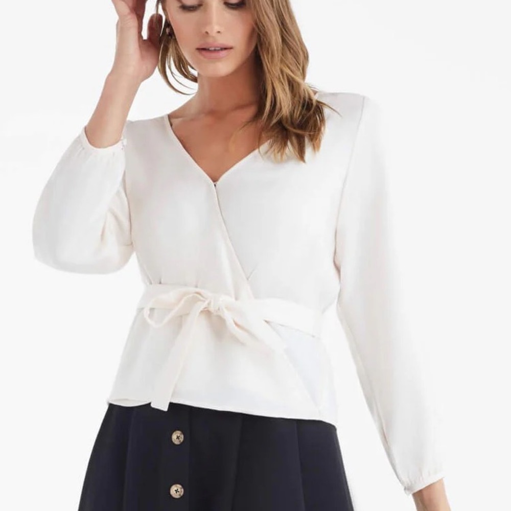 Vetta Wrap Top, Eggshell, Small